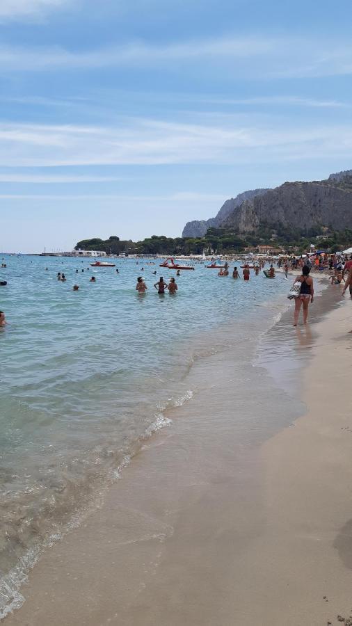 Mondello Beach Holyday Палермо Екстер'єр фото