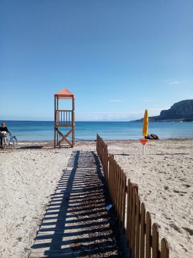 Mondello Beach Holyday Палермо Екстер'єр фото